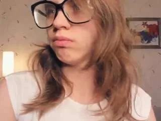 Masturbate to sweet stripper Berenicecresswell berenicecresswell from CamSoda