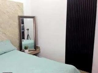 Watch naked stripper Chanell-munoz chanell-munoz from CamSoda