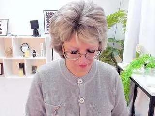 evelynjoyful from CamSoda