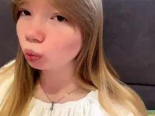 fransiscaboghossian from CamSoda