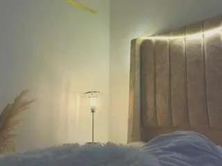 ginaakemi from CamSoda