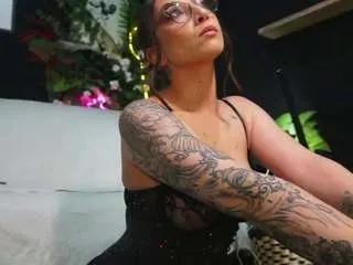 Explore 23 years old ingaiden from CamSoda ingaiden from CamSoda