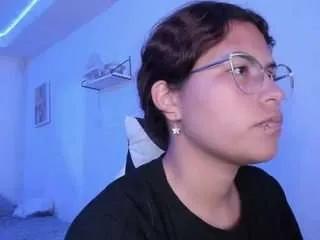 Masturbate to Lady-brownnnn, she wants to masturbate for you lady-brownnnn from CamSoda