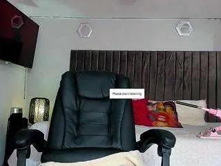 Sweet Lizzypink wants you to fuck her body now lizzypink from CamSoda