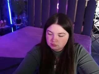 rosiemoons from CamSoda