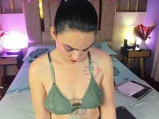 scarlethit from CamSoda