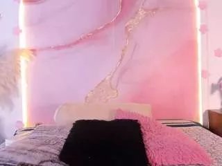 Offline sofii-lopezz on CamSoda