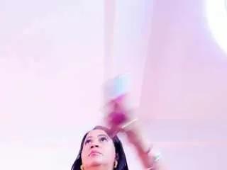 sophie-newton from CamSoda