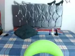 Offline sophiieelee on CamSoda