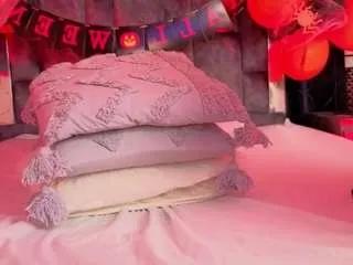 stellahoorny from CamSoda