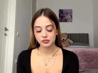 tamicakastel from CamSoda