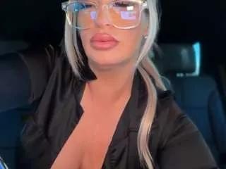 Watch sexy escort Tiffanyfoxxx88 tiffanyfoxxx88 from CamSoda