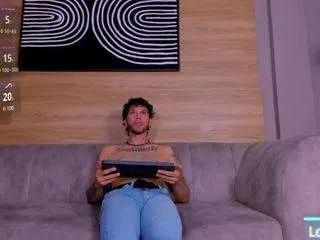 tonyy-19 from CamSoda