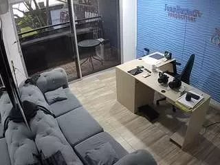 Offline voyeurcam-jb-office-1 on CamSoda