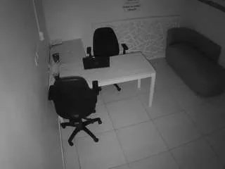 Offline voyeurcam-jb-room-1 on CamSoda