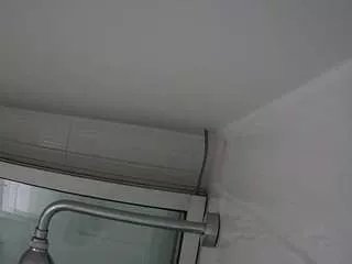 Offline voyeurcam-jb-shower-1 on CamSoda