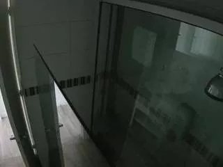 Offline voyeurcam-jb-shower-1 on CamSoda