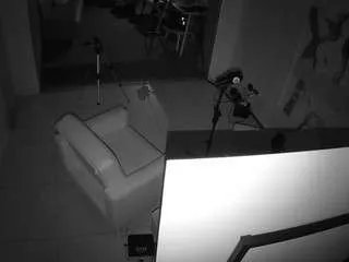 Offline voyeurcam-jb-xfollow on CamSoda