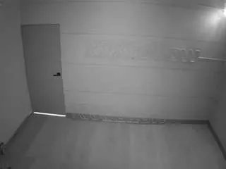 Offline voyeurcam-jb-xfollow on CamSoda