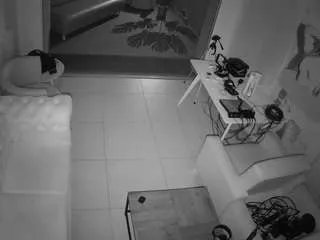 Offline voyeurcam-jb-xfollow on CamSoda