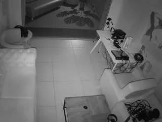 Offline voyeurcam-jb-xfollow on CamSoda