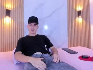 Try Alejo_gray1, he wants to masturbate for you alejo_gray1 from Chaturbate