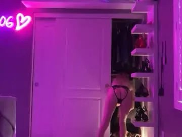 alexispaige06 from Chaturbate