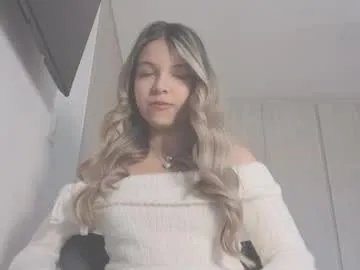 Explore slutty performer Andreau_19 andreau_19 from Chaturbate