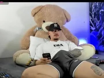 boyc02_ from Chaturbate