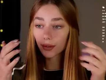 Slutty Emiliaheather wants you to fuck her body now emiliaheather from Chaturbate