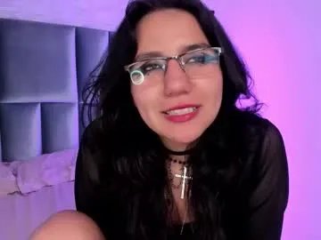 hollypeach_ from Chaturbate