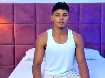 Masturbate to cute slut Hugo_cano hugo_cano from Chaturbate