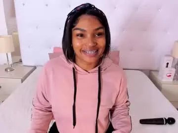 isla_scott from Chaturbate