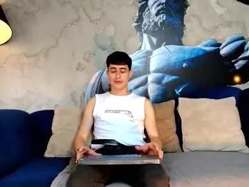 Explore sweet camwhore Kairoblaaze kairoblaaze from Chaturbate