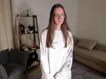 Watch cute performer Katinatonge katinatonge from Chaturbate