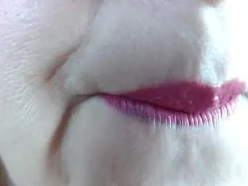 kerly_doll from Chaturbate