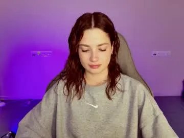 kiravair from Chaturbate