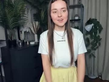 Naked Laura_mutti wants you to fuck her body now laura_mutti from Chaturbate