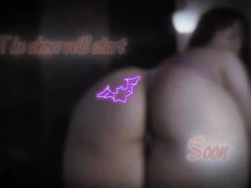 Try cute performer Little_maeve little_maeve from Chaturbate