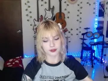 lovely_cass from Chaturbate