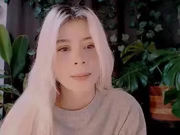 Sexy Luckysapphire777 wants you to fuck her body now luckysapphire777 from Chaturbate