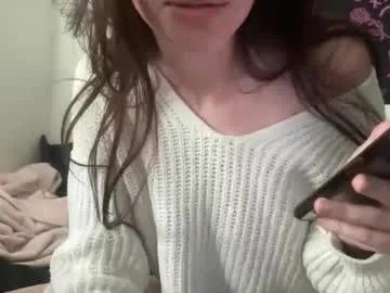 pleasuredanii from Chaturbate