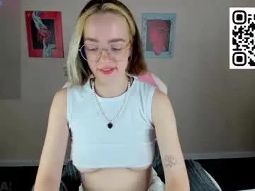 Explore naked camwhore Rockett_bunny rockett_bunny from Chaturbate