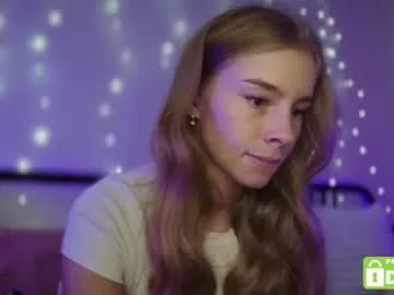 Explore cute camslut Roxxxie_reid roxxxie_reid from Chaturbate