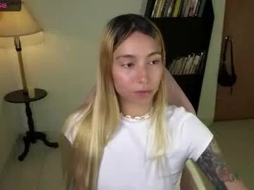 saucy_jenn1 from Chaturbate