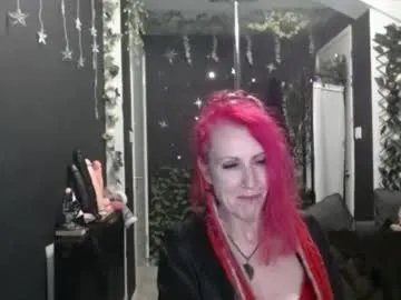 saucysky from Chaturbate