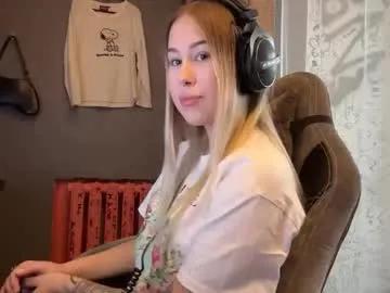 Explore Chaturbate's Yolondaillovsky yolondaillovsky from Chaturbate