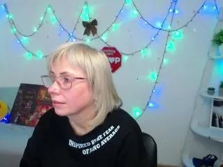 lauren_wishy from Flirt4Free