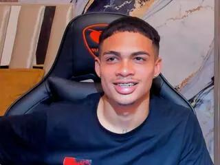 riccie_pezzutti from Flirt4Free