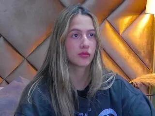 Discover Sophia_loreen, she wants to masturbate for you sophia_loreen from Flirt4Free